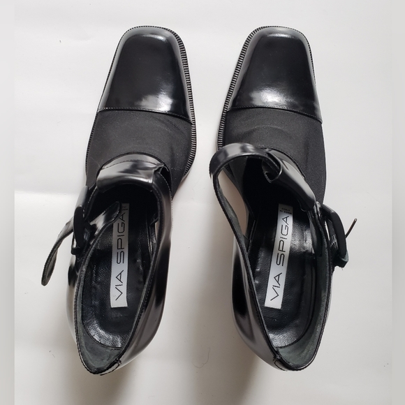 Via Spiga | T-strap Block Heels - Picture 2 of 13